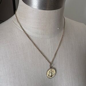 Gold anchor necklace shirt chain yellow